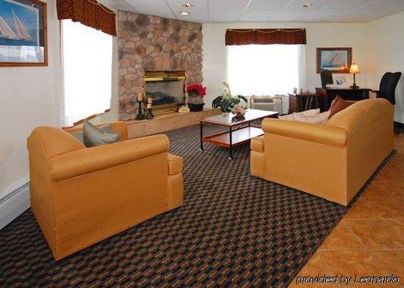 Lodge Econo On The Bay